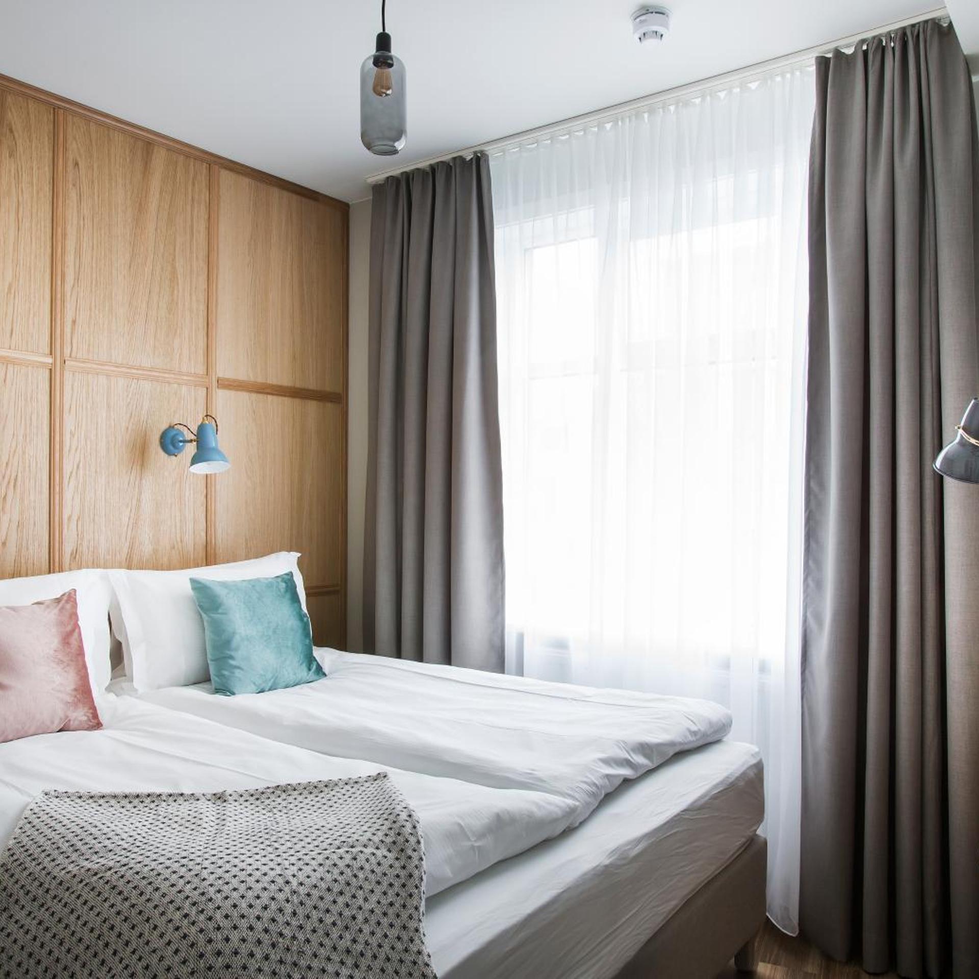 2 BEDROOMS, APARTMENT