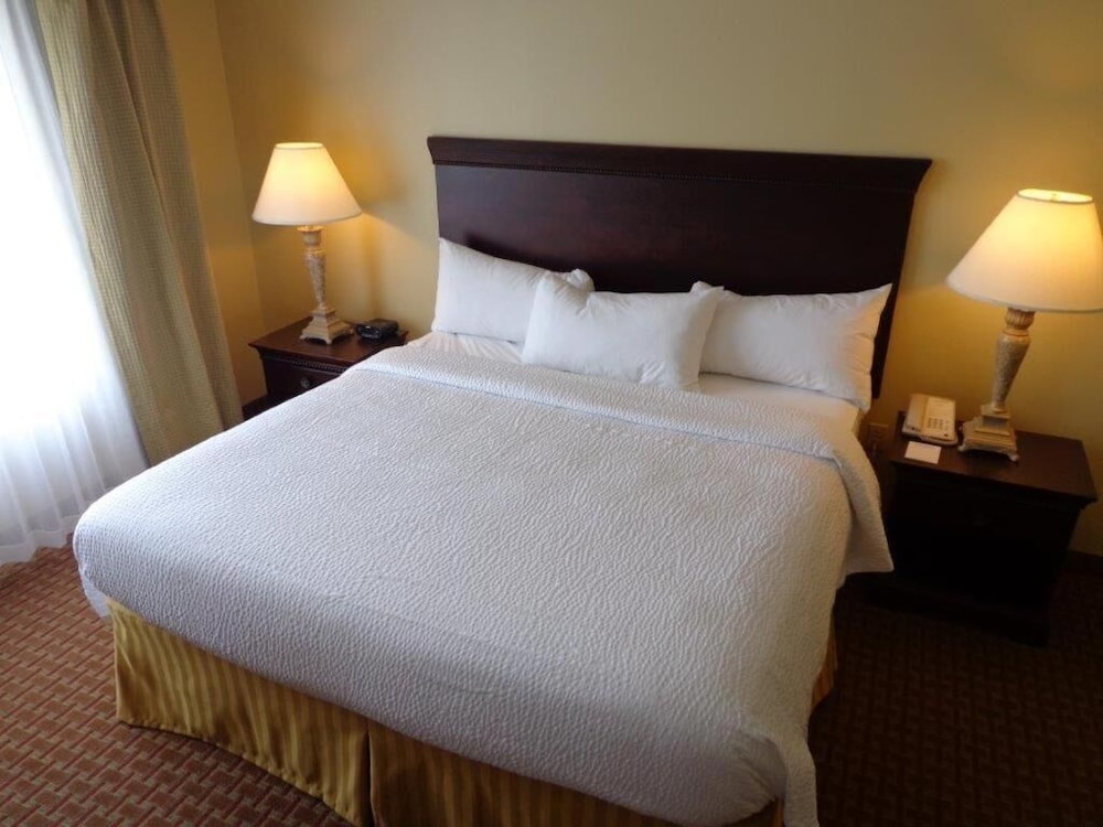 Euro Suites Hotel 10/52