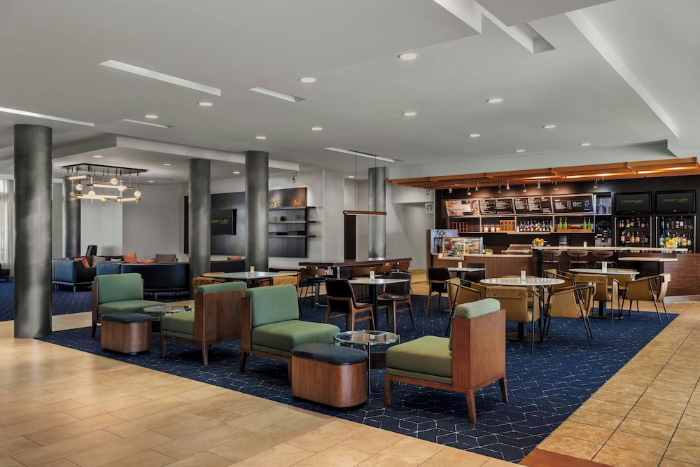 Courtyard by Marriott Evansville East 39/57