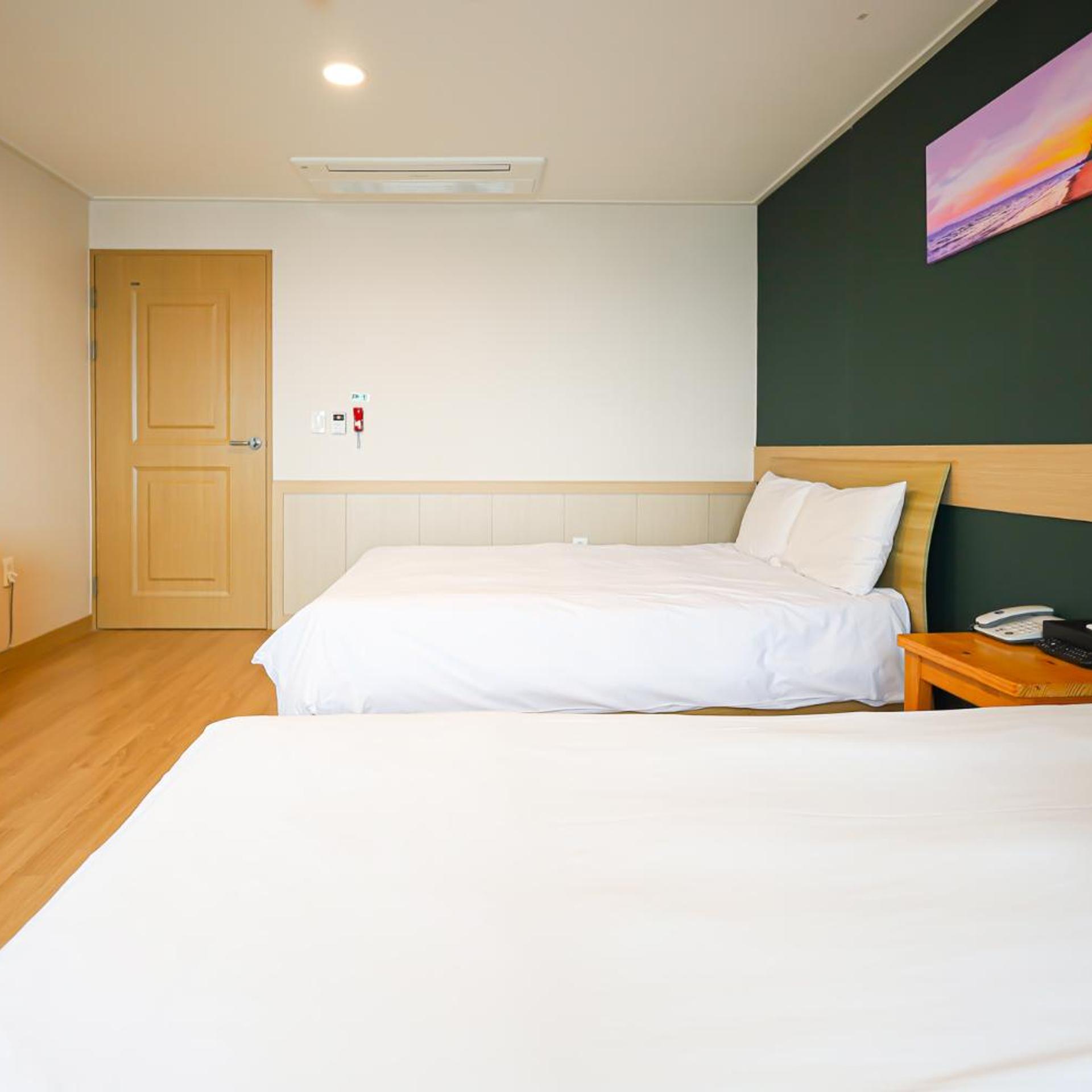 Fantastic Ocean View Sydney Hotel 16/51