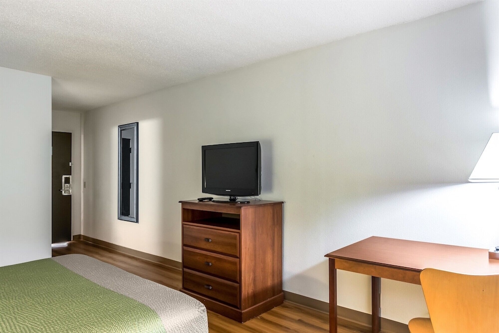 غرفة ديلوكس بسرير كوين لذوي الإعاقة، Motel6 Petersburg, VA - Fort Lee 8/10