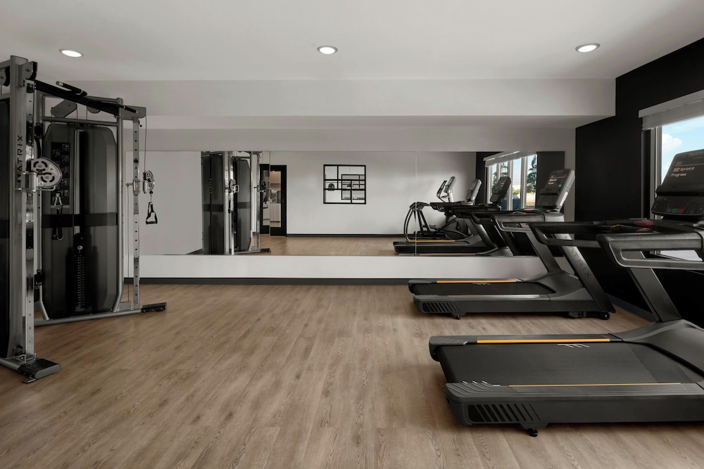 StudioRes by Marriott Fort Myers Airport 12/21