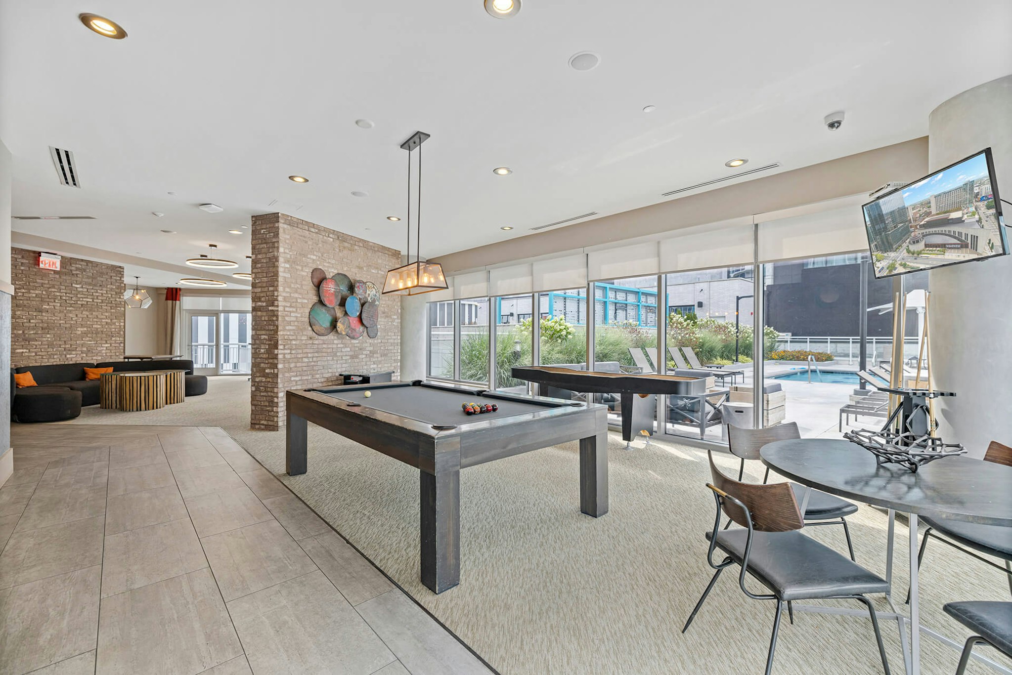 Placemakr Premier SoBro 7/50