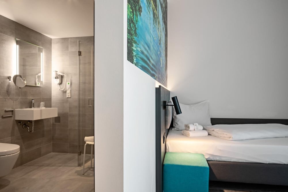 Hotel Amper 32/34