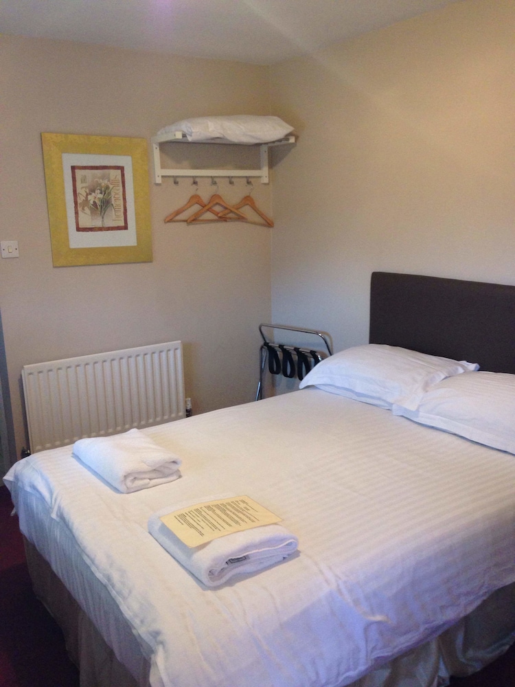 Barons Court Hotel 21/72