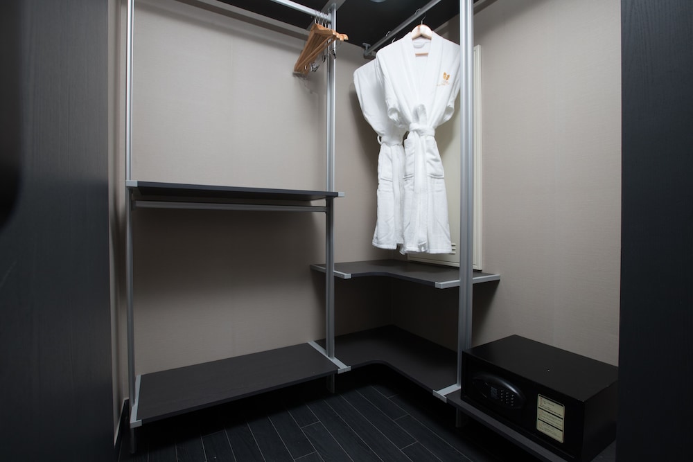 Utop Boutique Hotel and Residence 38/50