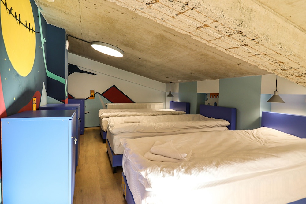 Hotel Paliani 23/62