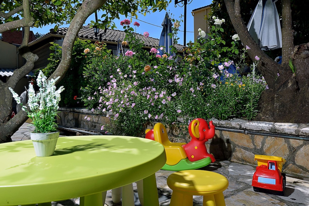 Porto Kassiopi Apartments 33/50
