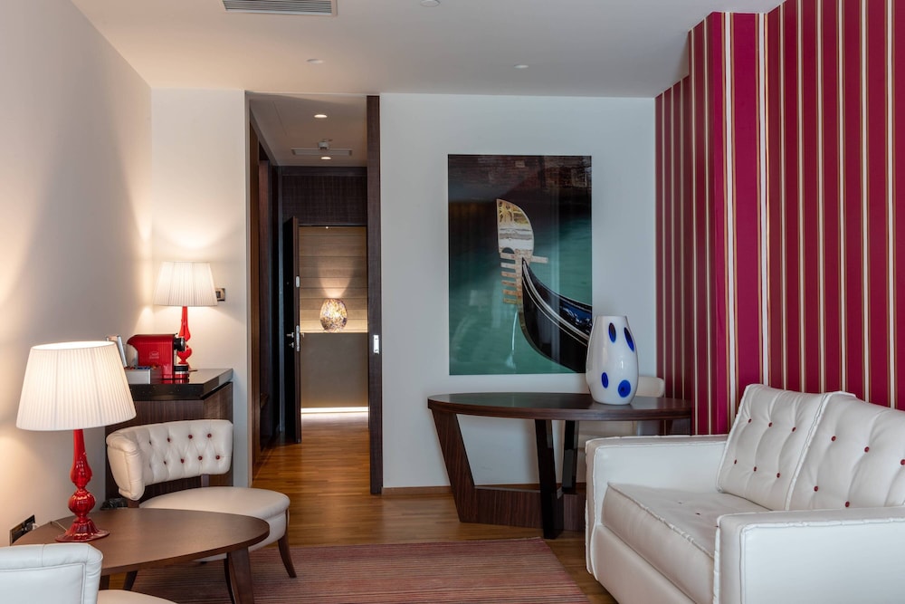 Courtyard By Marriott Venice Airport 34/38