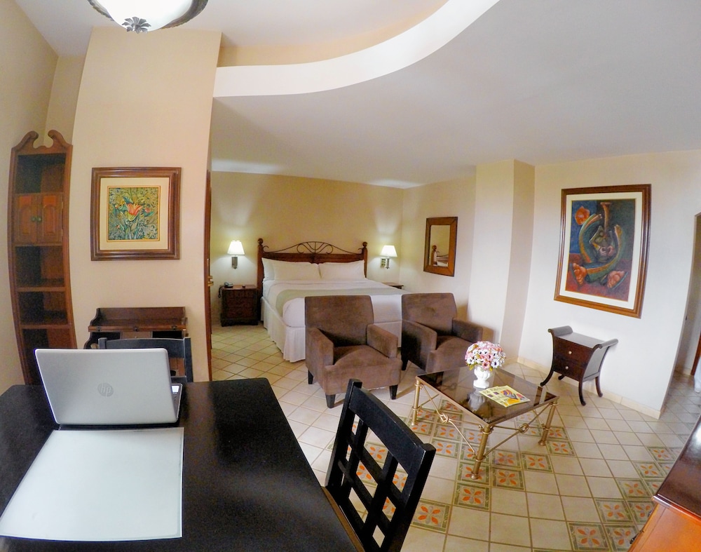 Hotel Plaza Del General 23/37