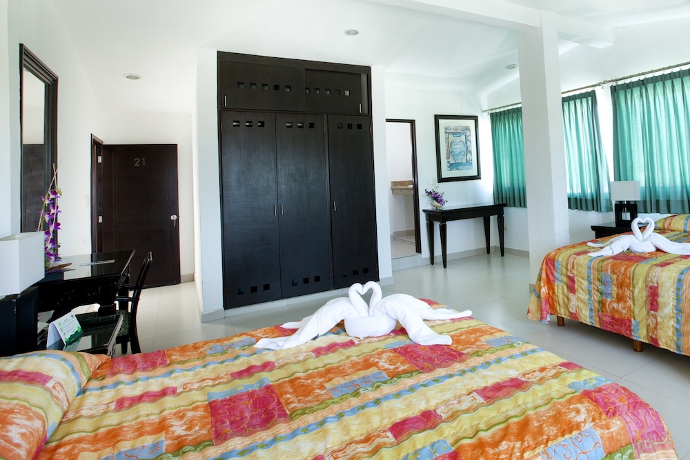 Suite, 2 Queen Beds