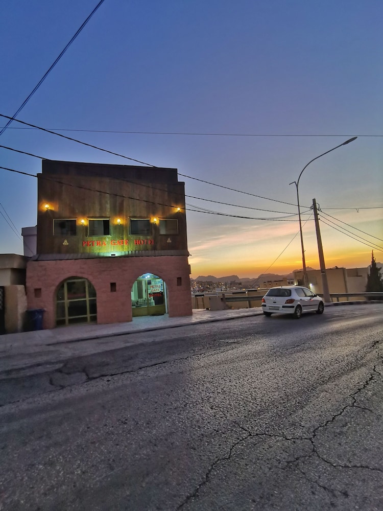 Petra Gate Hotel 4/50