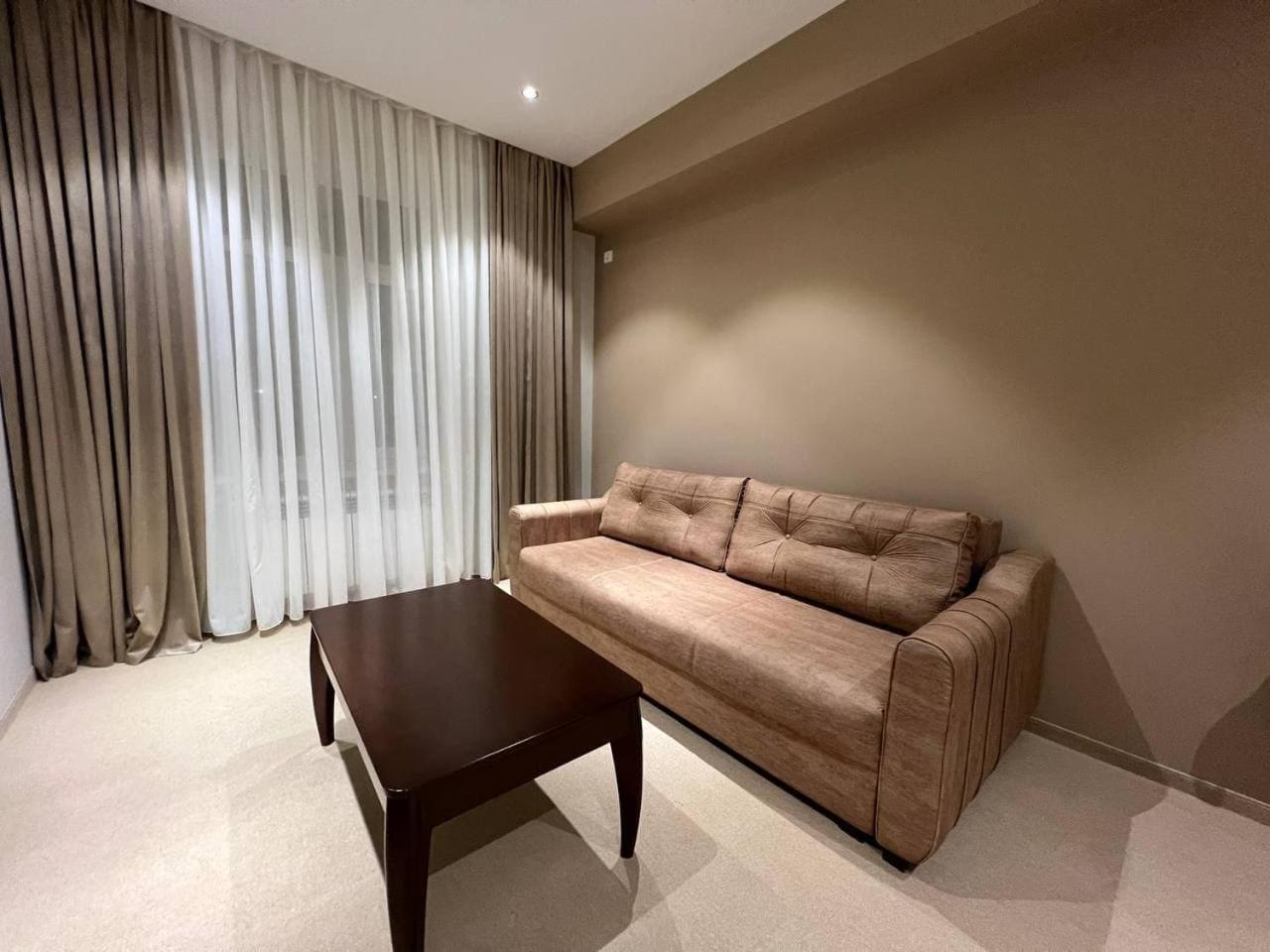 Pana Hotel 33/50