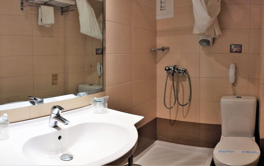 Palatino Hotel 83/83