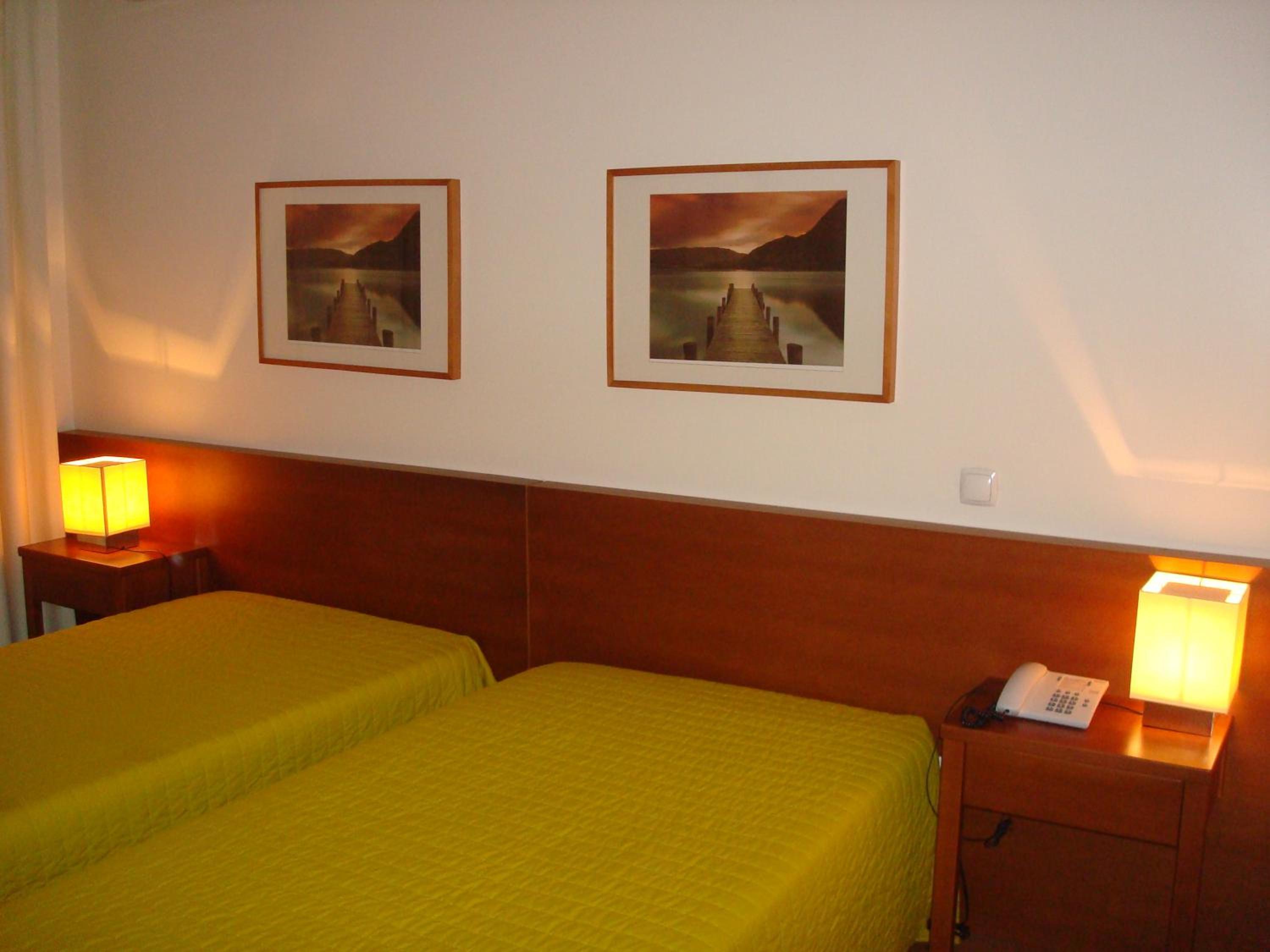Gameiro Hotel 9/41