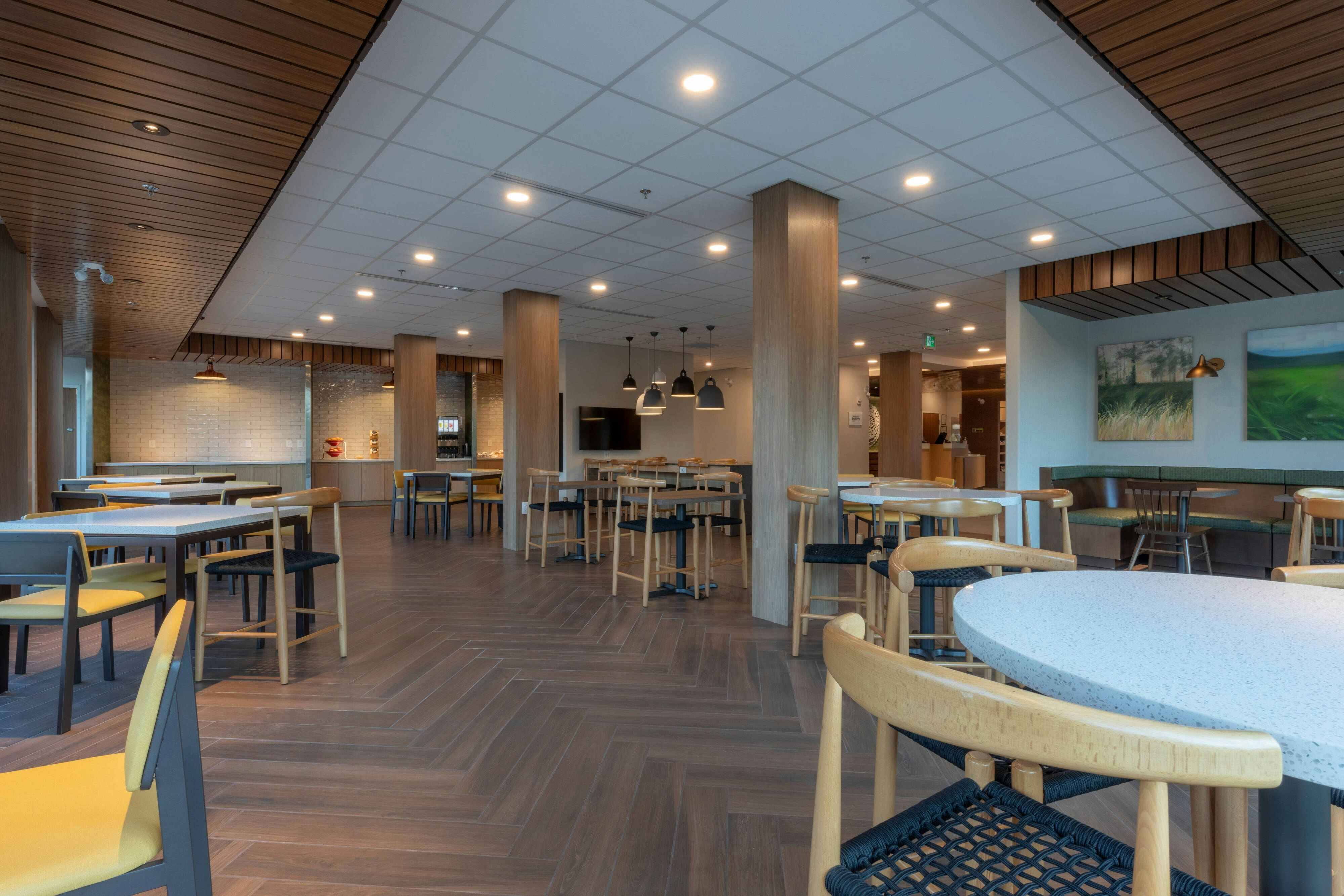 Fairfield Inn & Suites by Marriott Revelstoke 11/15