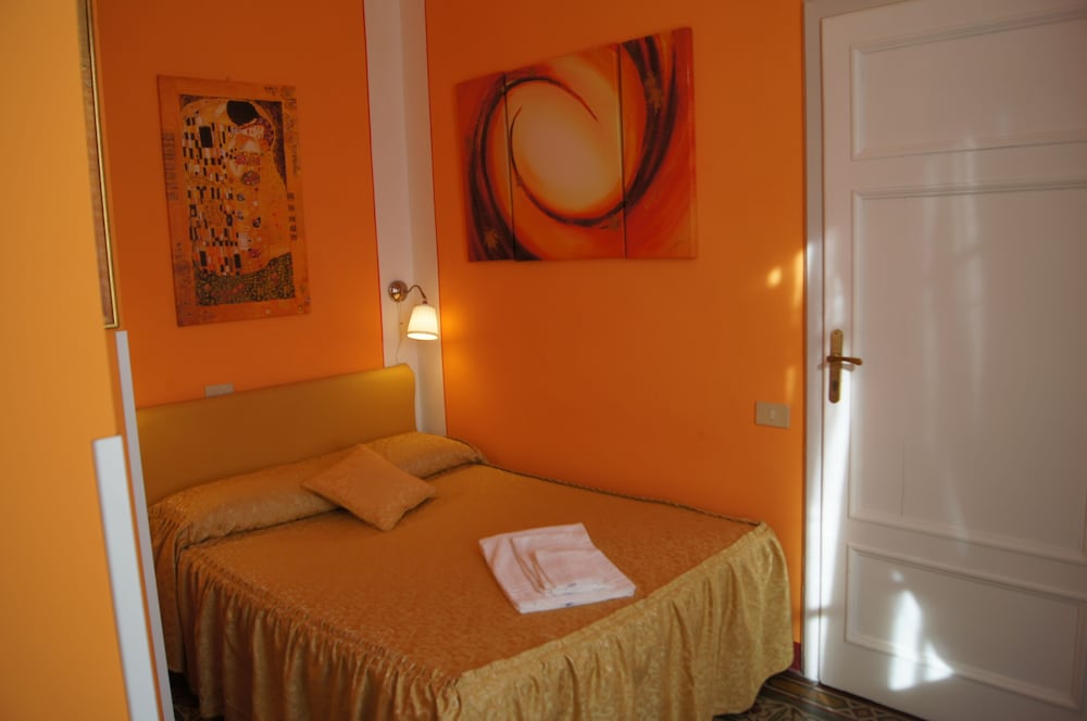 La Mimosa Bed And Breakfast 4/71