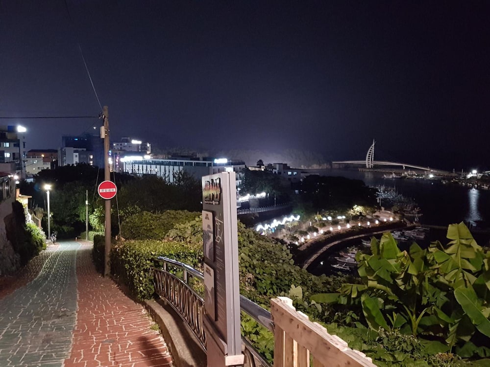 Gudeok Guest House - Hostel 46/50