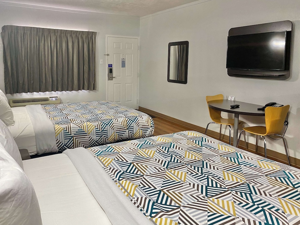 Motel6 Huntington, WV 37/51