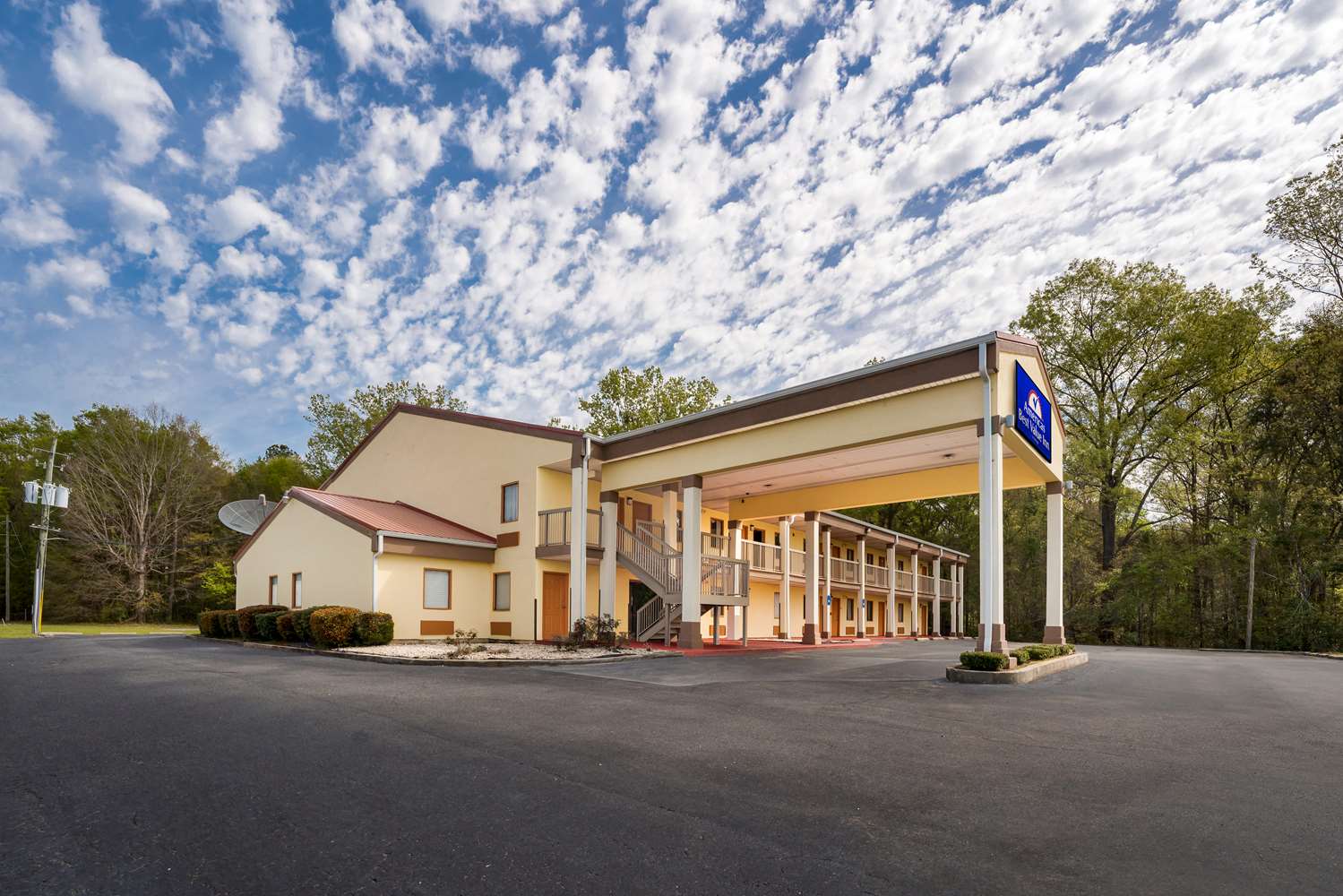 Americas Best Value Inn Montezuma 2/24