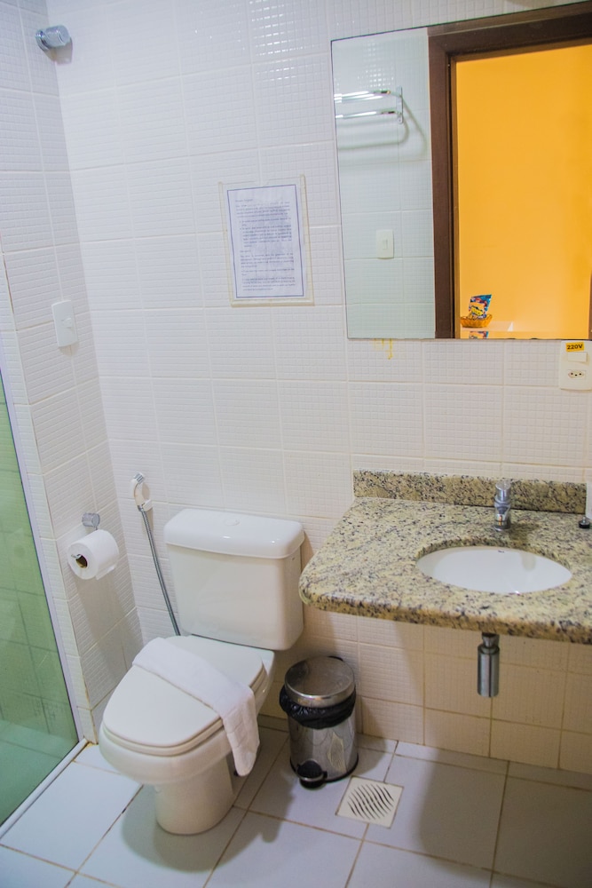 Costa Atlantico Hotel 43/46