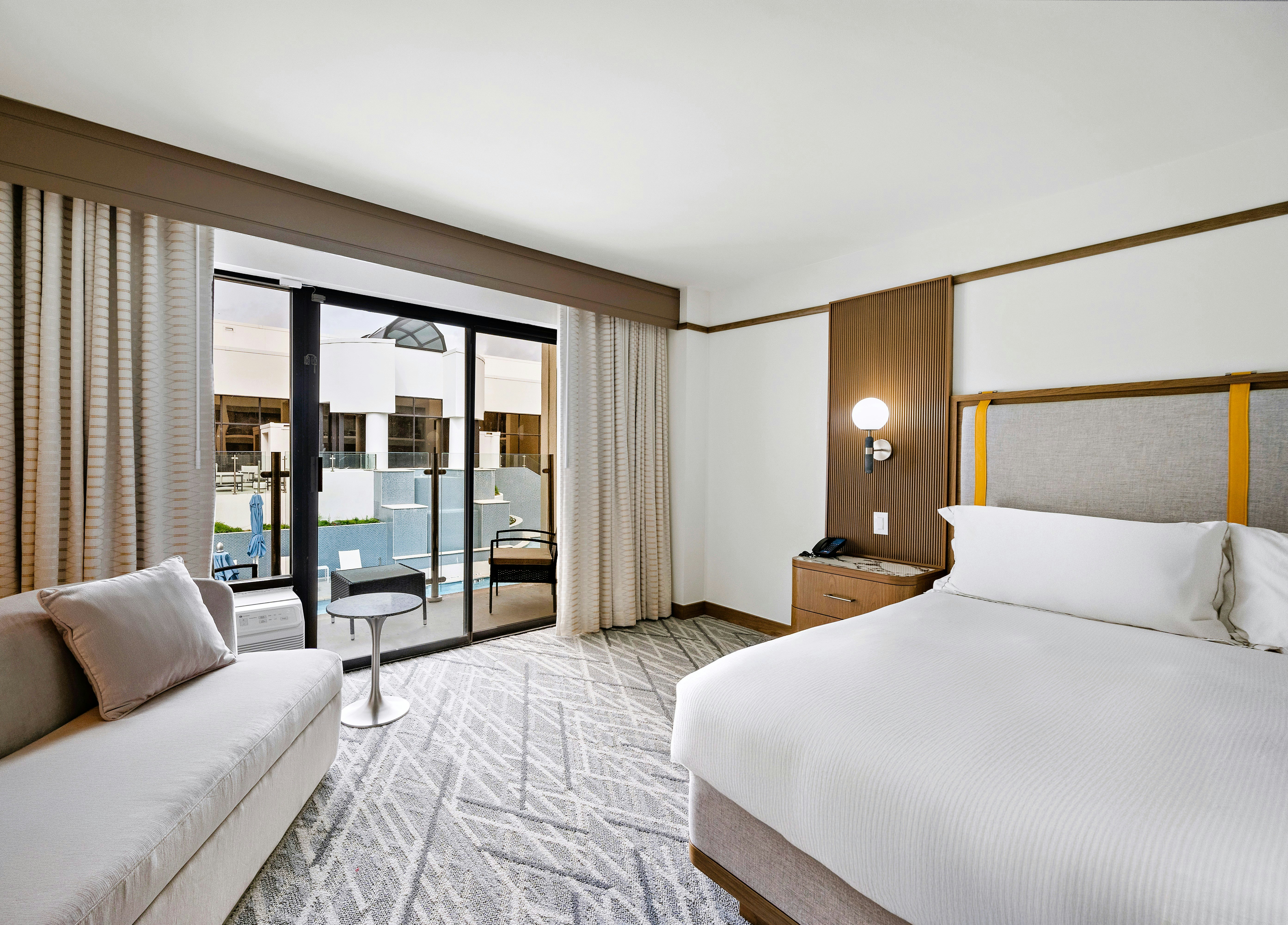 ROOM, 2 QUEEN BEDS, POOL SIDE, ACCESSIBLE