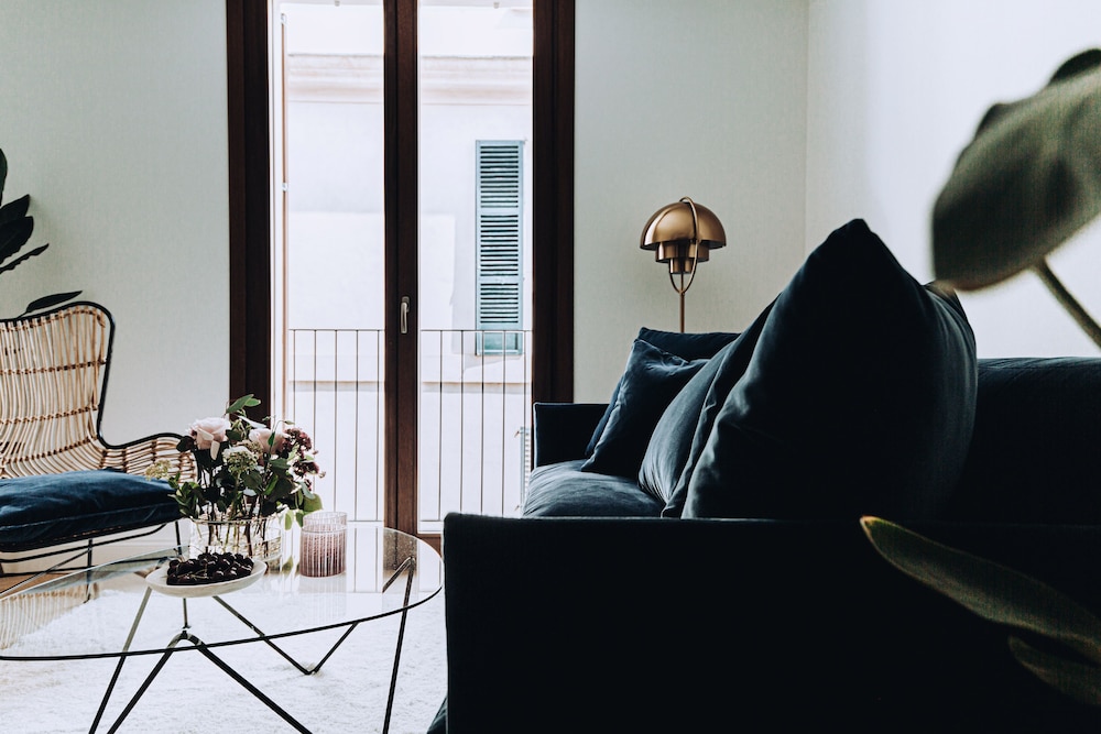 Ocho Suites and Kitchen 34/47