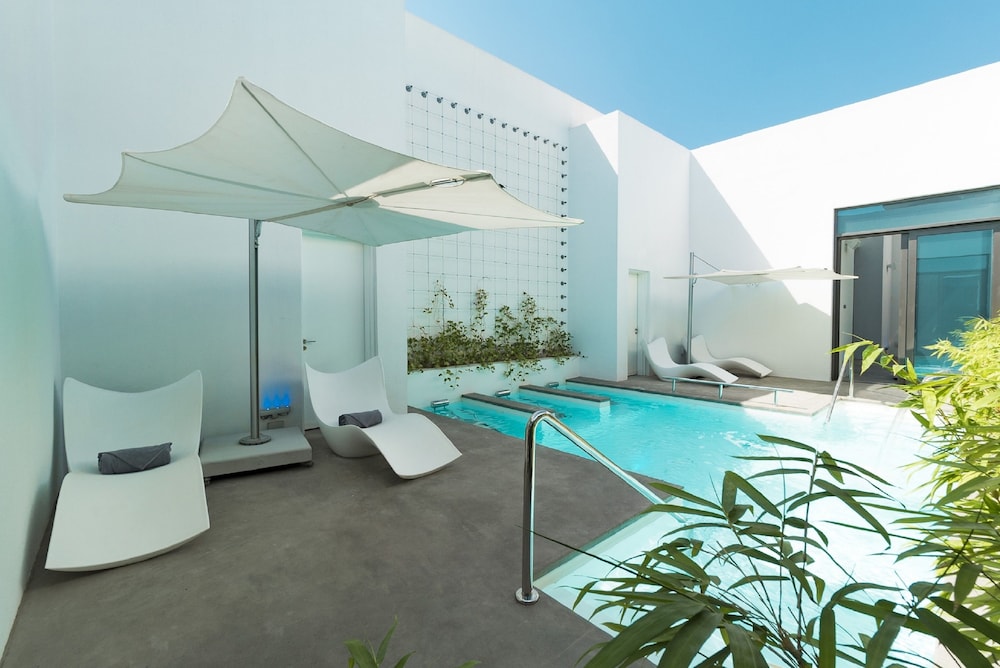 Nikki Beach Resort and Spa Dubai 39/81