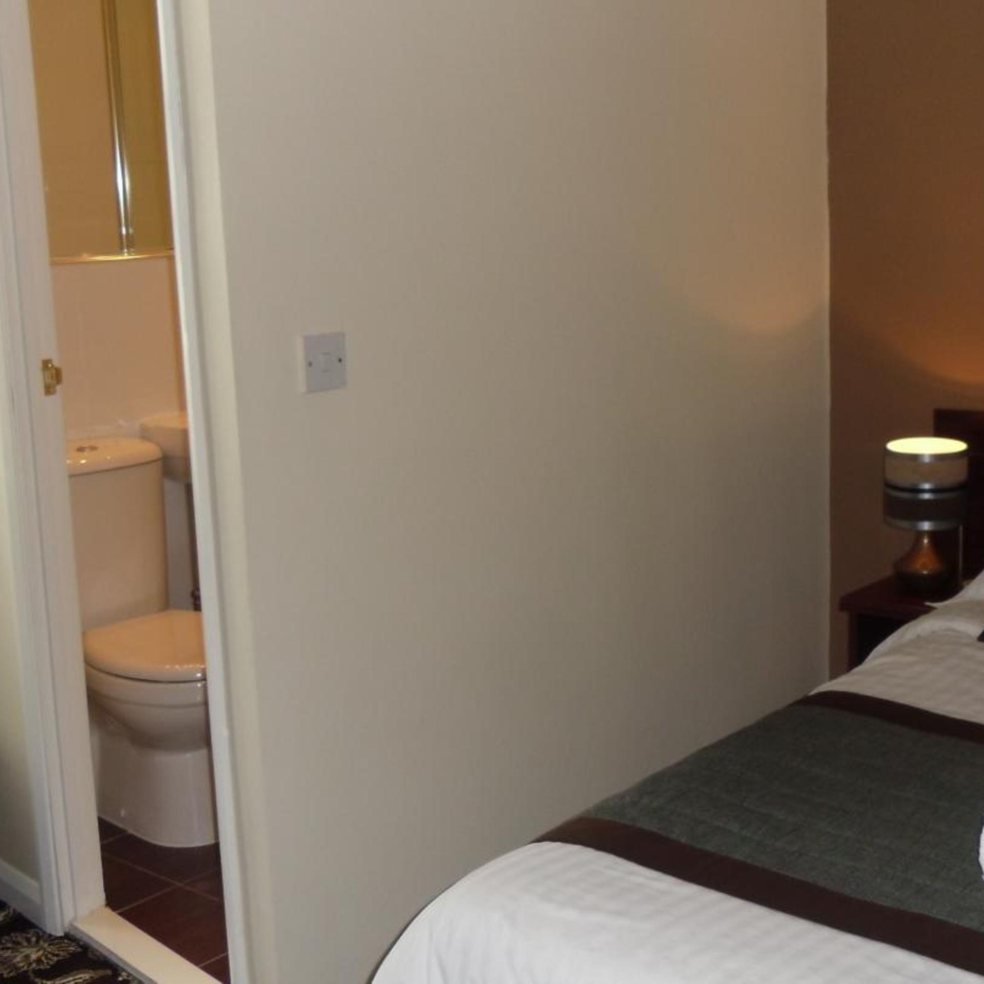 Waverley Hotel 24/38