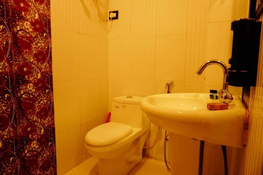 Hotel Grand Hill 27/29