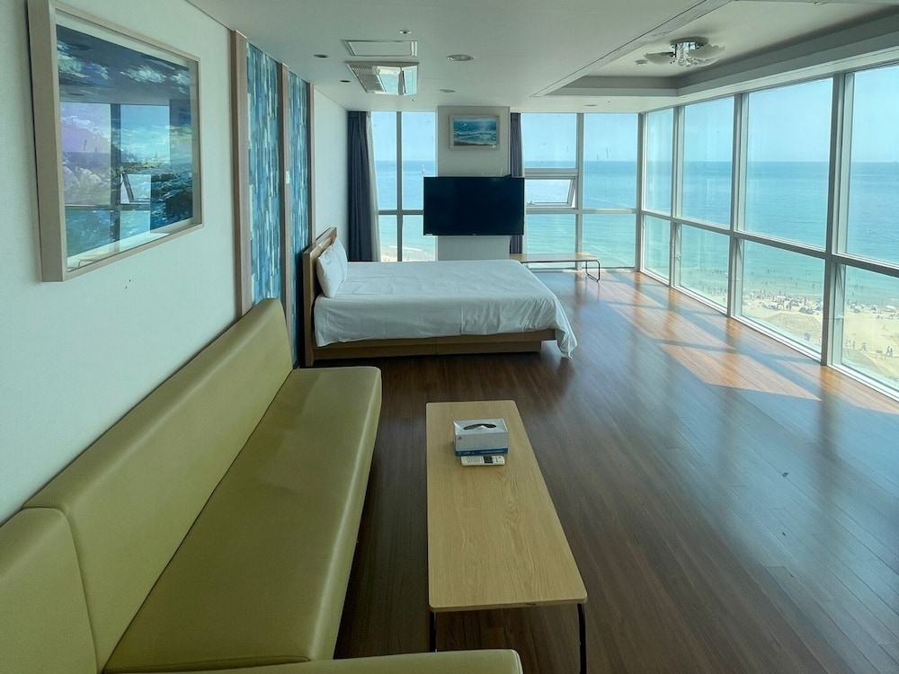 Elysia Boutique Hotel 63/74