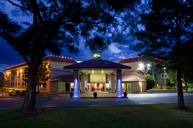 Holiday Inn Express Mesa Verde 4/28
