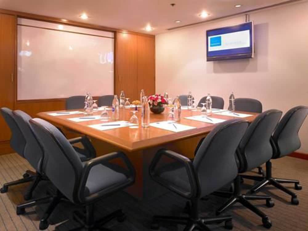 Novotel Bangkok Bangna 59/74