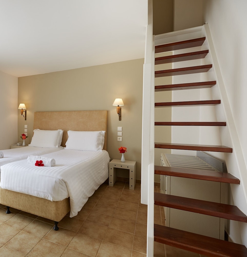 Giannoulis - Santa Marina Beach Hotel 23/77