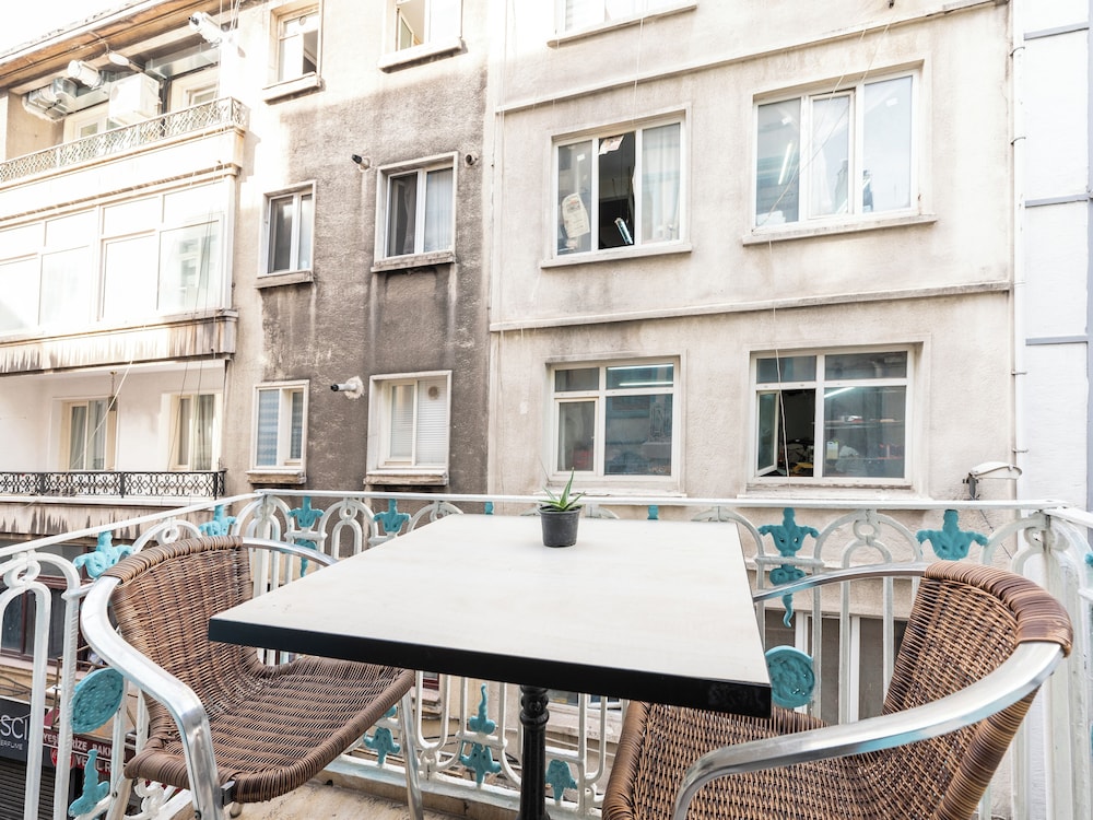 Taksim Dora Hotel & Suites 2/21