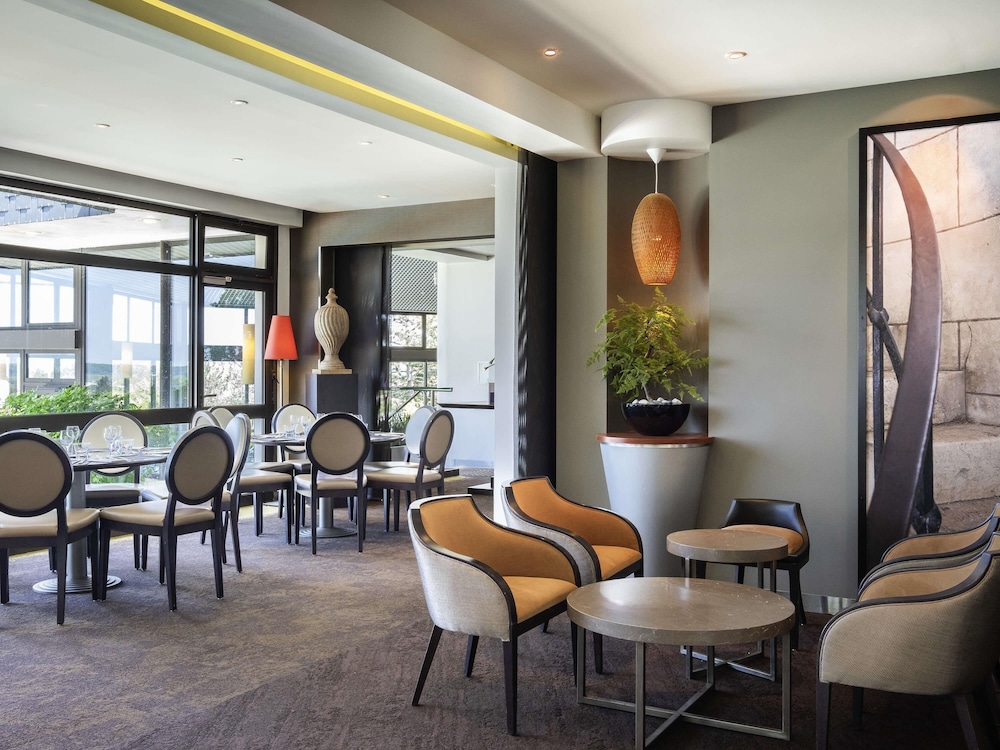 NOVOTEL AMBOISE 34/49