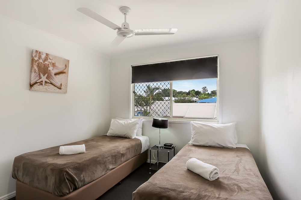 Ivory Palms Resort 54/79