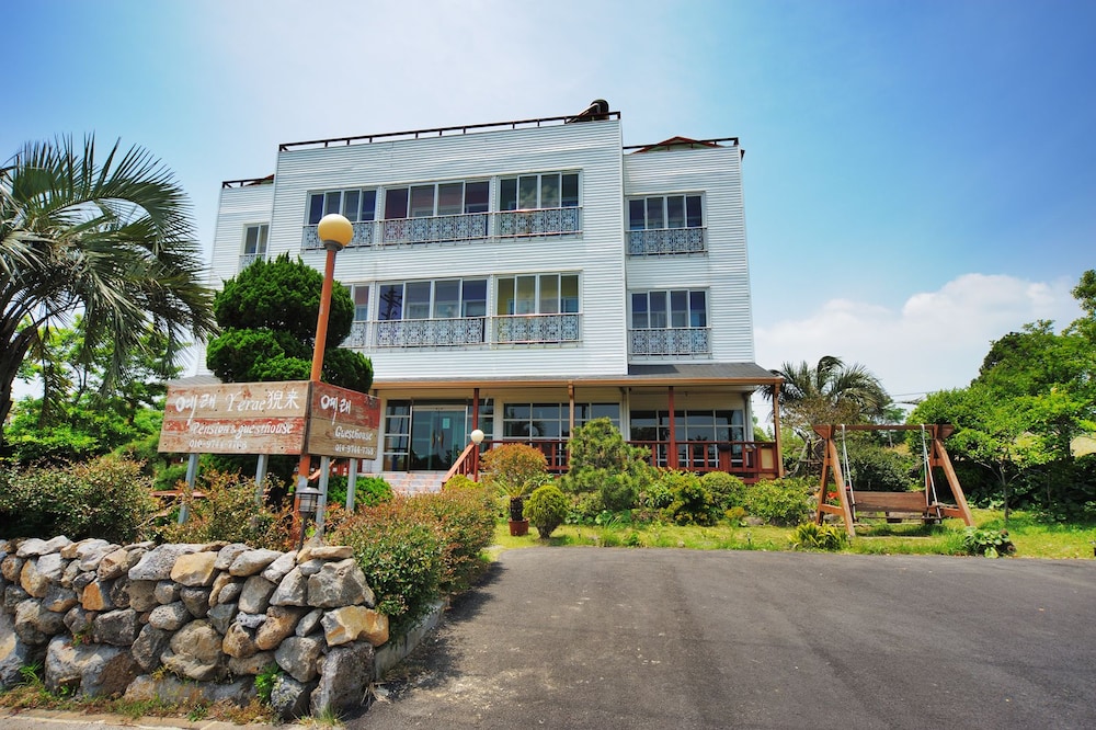 Yerae Pension 2/27