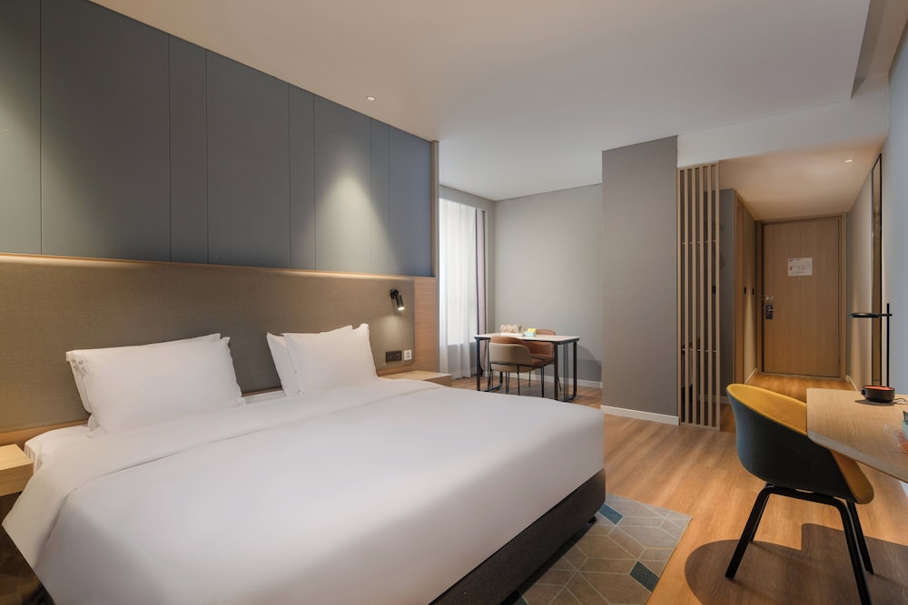 Holiday Inn Express Xi an High Tech Zone North 18/50