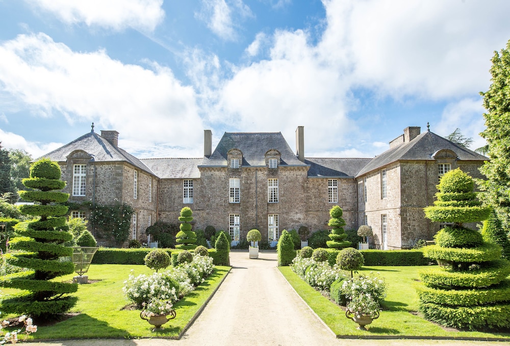 Chateau de La Ballue 61/73