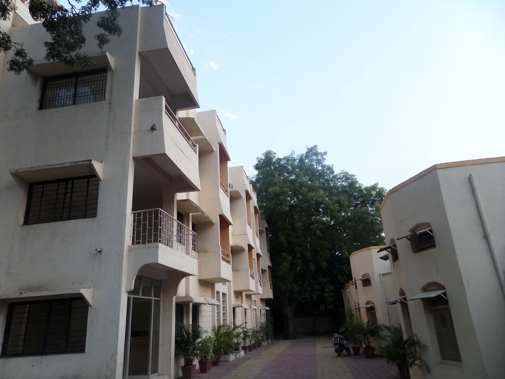 Tourist Home Lodging 3/36