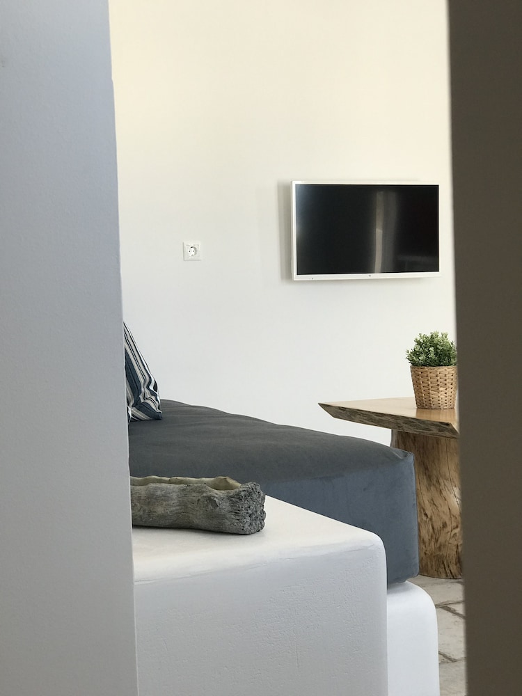 Elia Residences Santorini 17/50