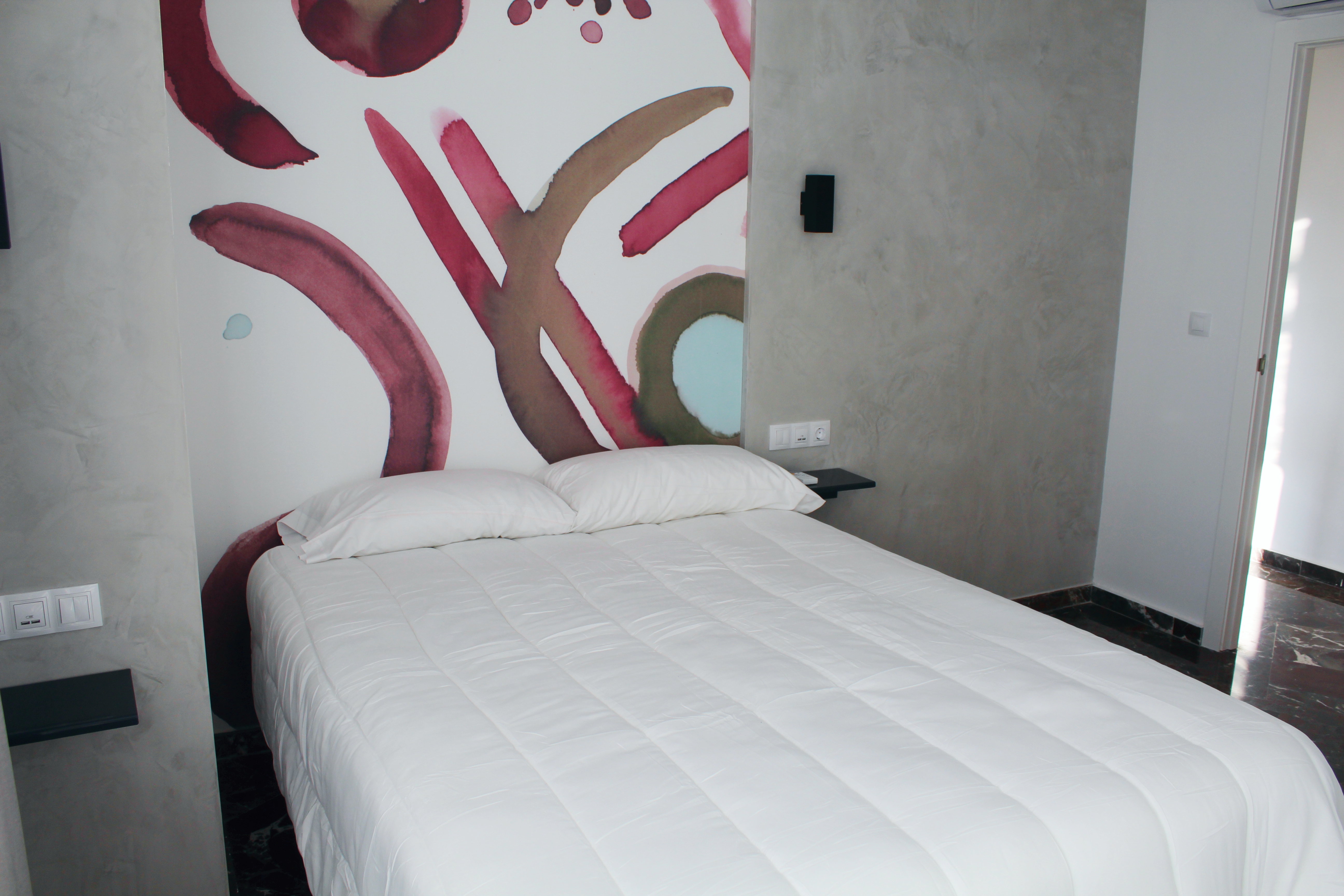 2 BEDROOMS, APARTMENT