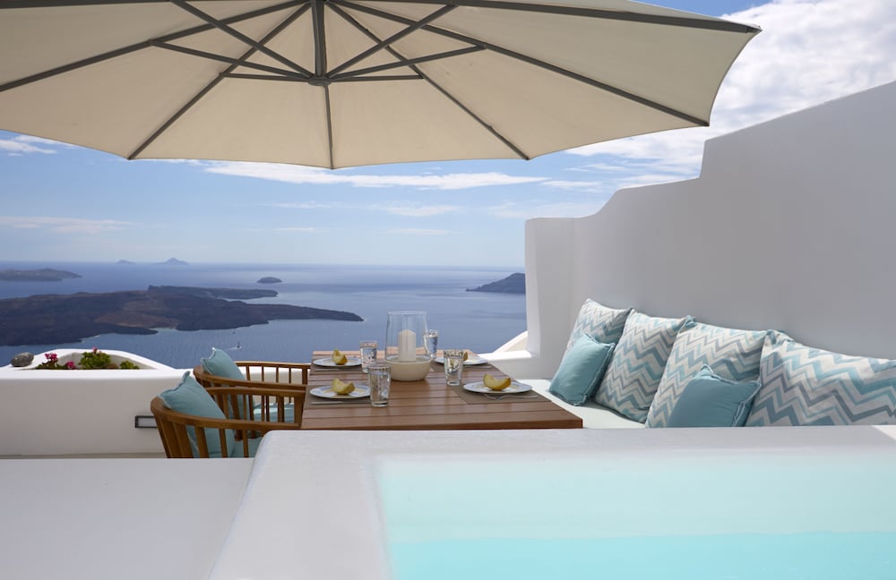 Olea Cave House 25/50