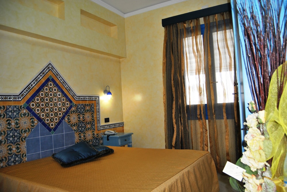 Hotel Ristorante Mediterraneo Faro 36/56