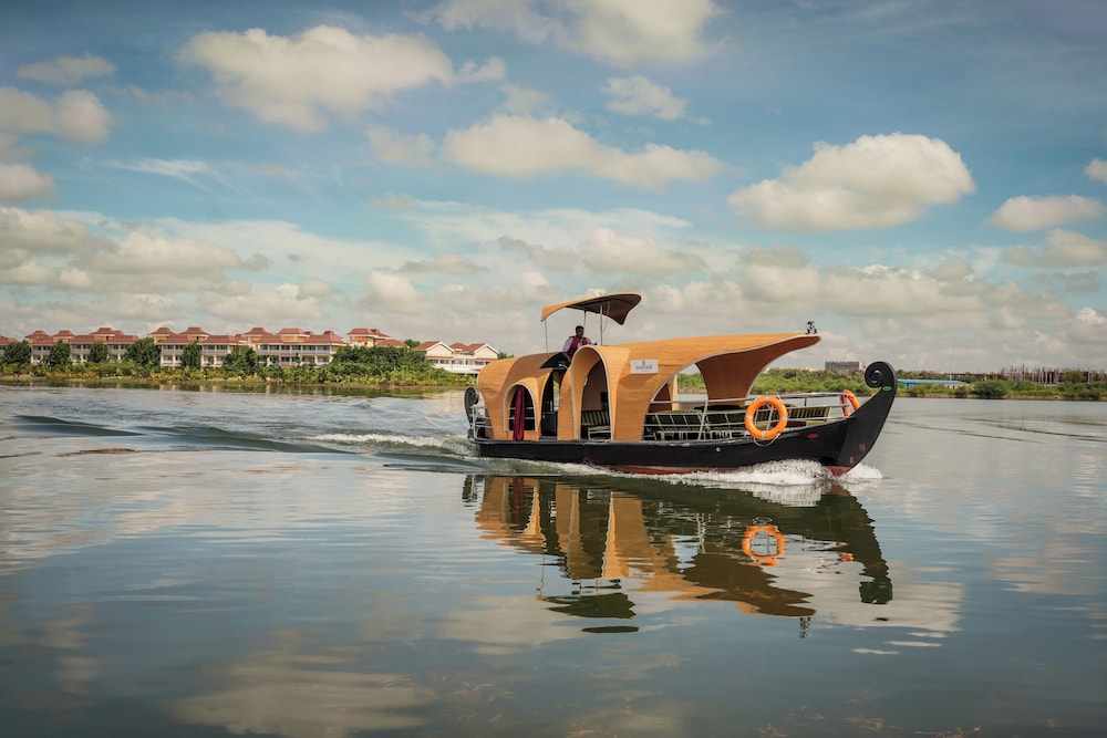 MAYFAIR Lake Resort, Atal Nagar, Raipur 48/50