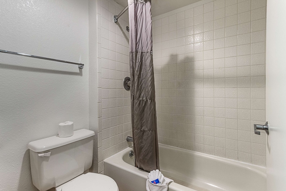 Motel6 Fresno, CA 47/51