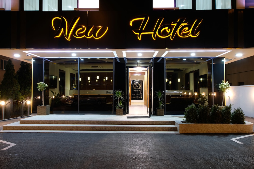 New Hotel 3/40