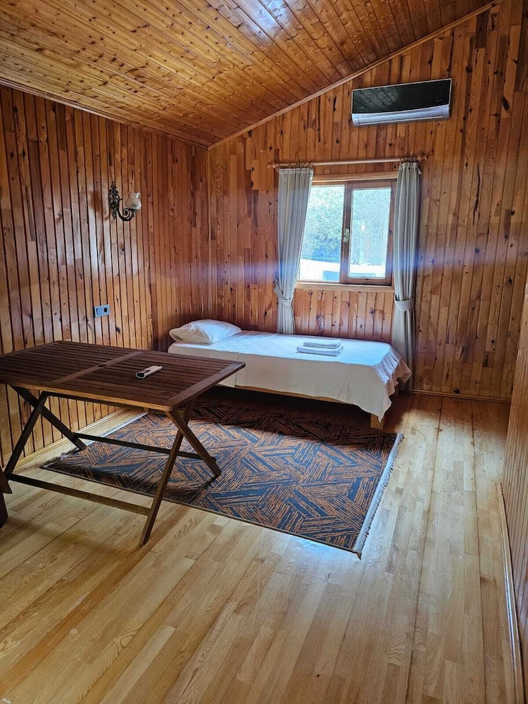 Bungalowsky 24/49