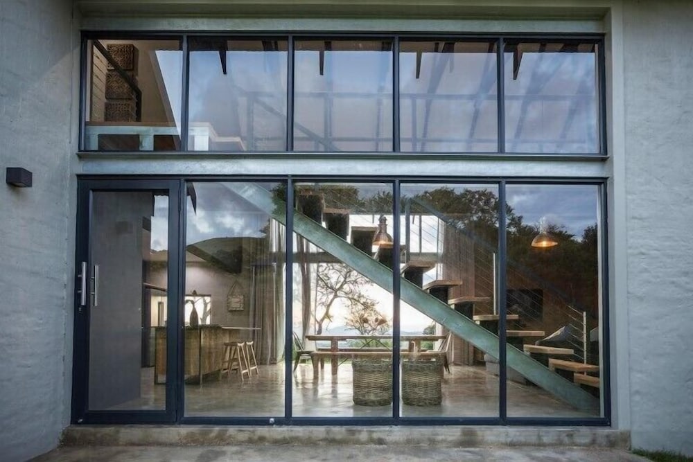 Mount High Luxury Country House 17/37